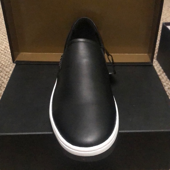 Men shoe - Picture 2 of 4